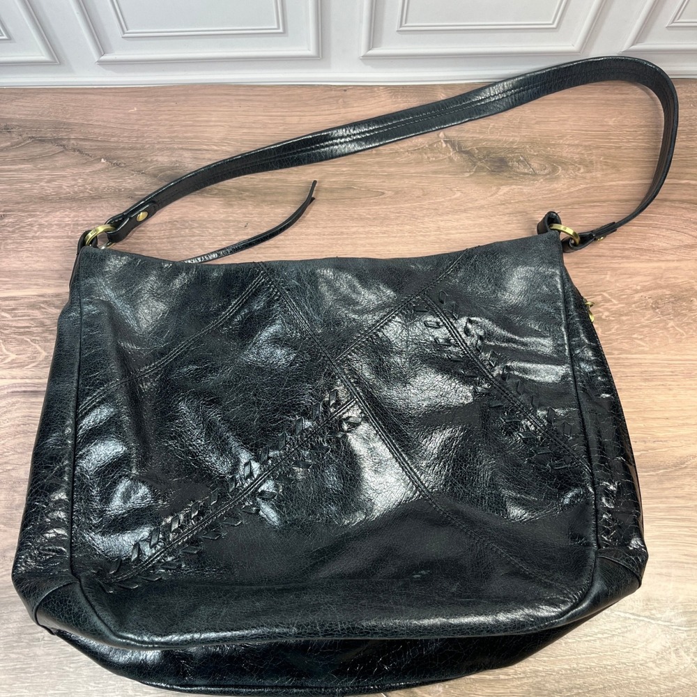 HOBO Shoulder Bag Womens Black Leather Patchwork Whipstitch Adjustable Strap